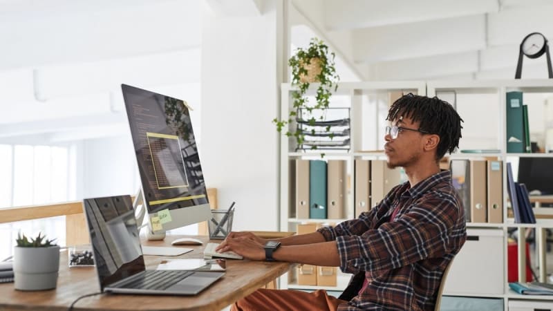 What Jobs Can I Get With an Online Bachelor’s Degree in Cybersecurity?